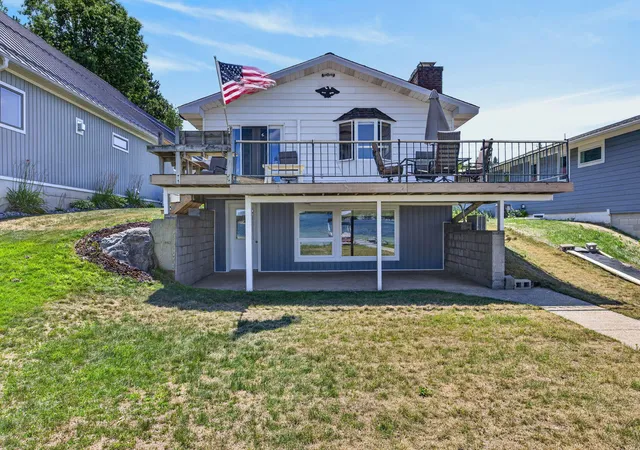 Photo 1 of Sale Pending at 8758 Pike St, Mecosta, MI 49332 | MLS# 72026039612 | Listing updated on 2026-09-14