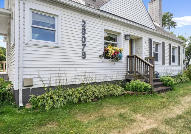 4th image of 28079 Goddard Rd, Romulus, MI 48174 | MLS# 81026039618