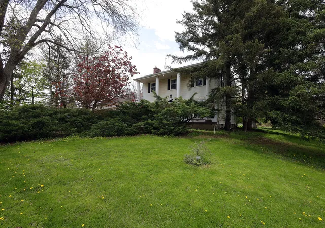 2nd image of 818 S Freer Rd, Chelsea, MI 48118 | MLS# 81026039617