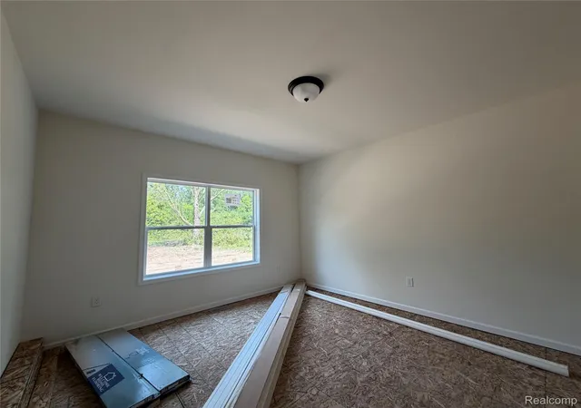 Photo 4 of Single family home for sale at 31450 Beverly Rd, Romulus, MI 48174 | MLS# 20261059691 | Listing updated on 2026-08-12