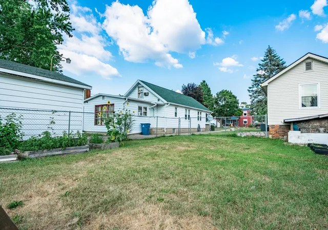 13th image of 33 N 22nd St N, Battle Creek, MI 49015 | MLS# 64026039623