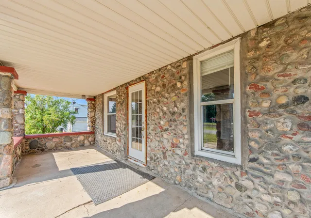 3rd image of 8757 N Clare Ave, Harrison, MI 48625 | MLS# 72026039620