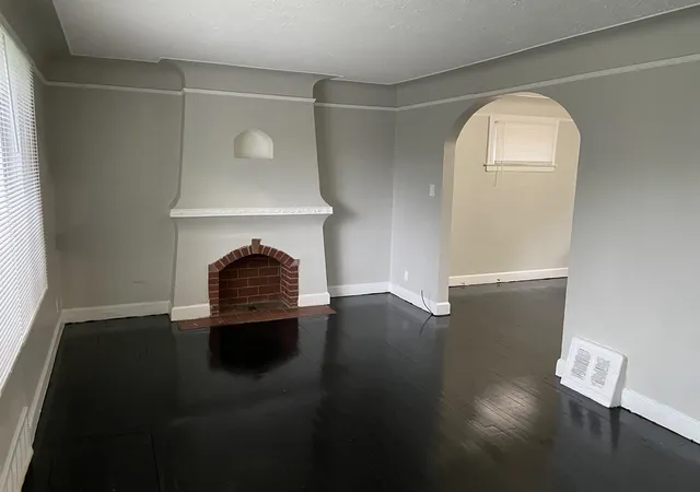 2nd image of 11907 Laing St, Detroit, MI 48224 | MLS# 5050216812