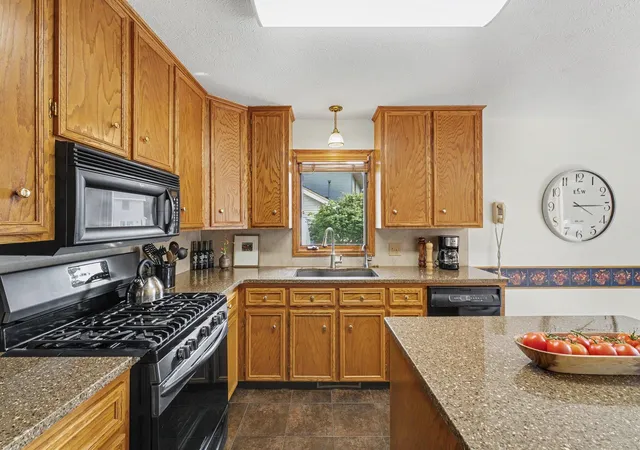 5th image of 4455 Bridgeville Ct, Hudsonville, MI 49426 | MLS# 65026039629