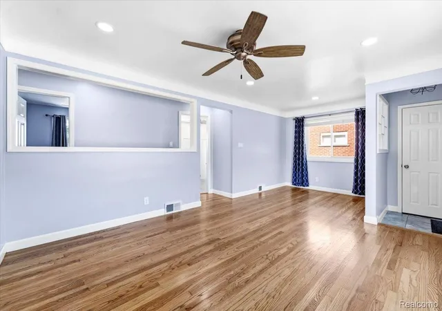 Photo 3 of Single family home for sale at 13231 Spruce St, Southgate, MI 48195 | MLS# 20261059709 | Listing updated on 2026-09-06