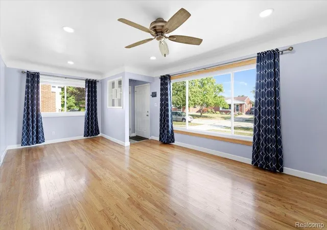 Photo 3 of Single family home for sale at 13231 Spruce St, Southgate, MI 48195 | MLS# 20261059709 | Listing updated on 2026-09-06