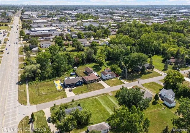 5th image of 2983 Dashwood Dr, Troy, MI 48083 | MLS# 20261059710