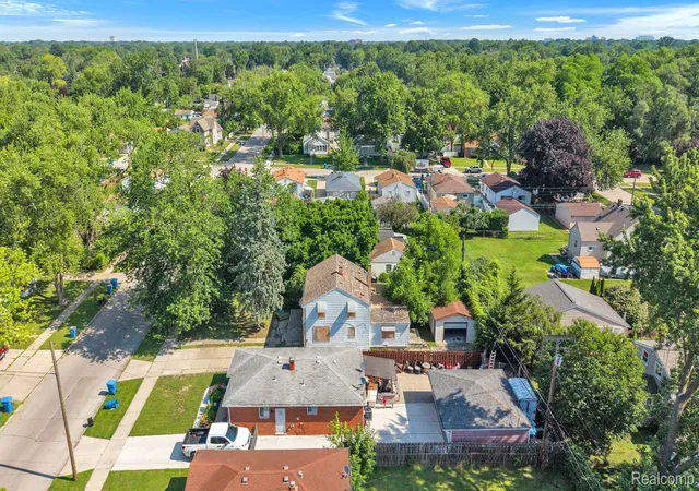 5th image of 5365 Campbell St, Dearborn Heights, MI 48125 | MLS# 20261059711