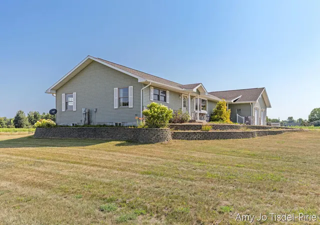 Photo 2 of Single family home for sale at 16972 W Stanton Rd, Pierson, MI 49339 | MLS# 65026039646 | Listing updated on 2026-09-12