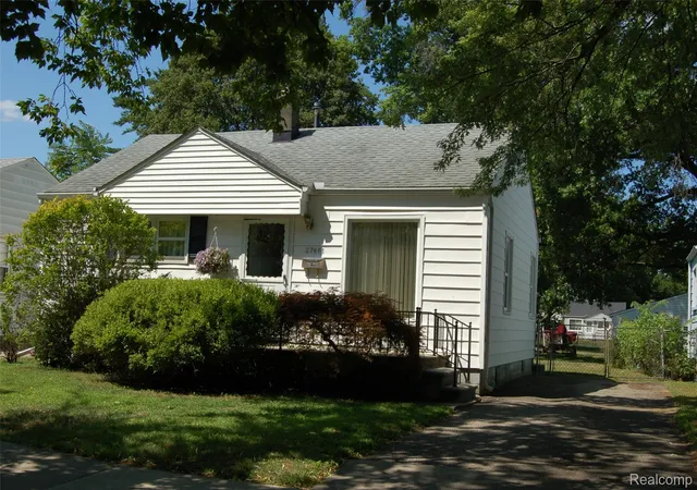Photo 1 of Sale Pending at 27661 Dartmouth St, Madison Heights, MI 48071 | MLS# 20261059718 | Listing updated on 2026-08-24