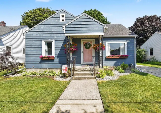 2nd image of 311 S Alp St, Bay City, MI 48706 | MLS# 61050216815