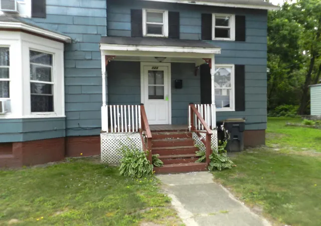 5th image of 115 W Cass St, Bangor, MI 49013 | MLS# 69026039656