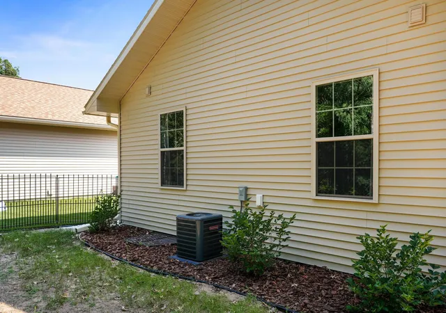 2nd image of 9842 Deer Track Ct, Interlochen, MI 49643