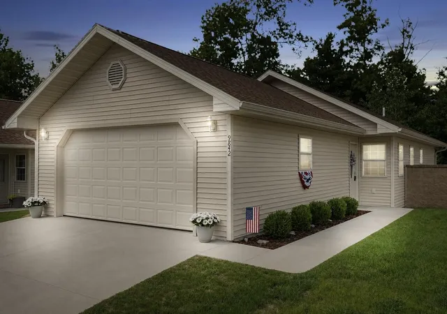 41st image of 9842 Deer Track Ct, Interlochen, MI 49643 | MLS# 78080071748