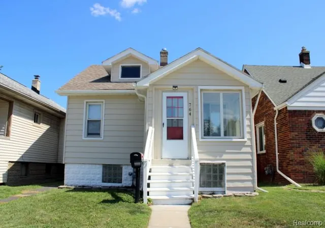 2nd image of 764 Cleophus Pkwy, Lincoln Park, MI 48146 | MLS# 20261059750