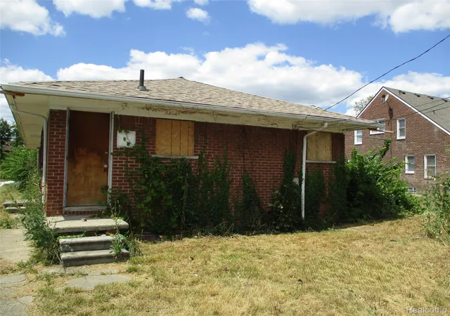 Photo 2 of Multi family home for sale at 12052 Stoepel St, Detroit, MI 48204 | MLS# 20261059749 | Listing updated on 2026-08-22