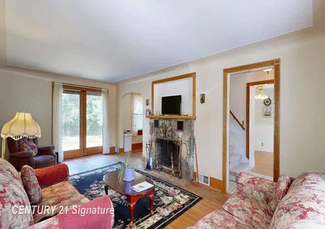Photo 3 of Single family home for sale at 5255 N Seymour Rd, Flushing, MI 48433 | MLS# 5050216834 | Listing updated on 2026-09-14