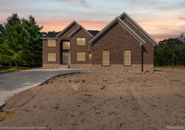 3rd image of 3258 Shorewood Ave, Fort Gratiot, MI 48059 | MLS# 20261059756