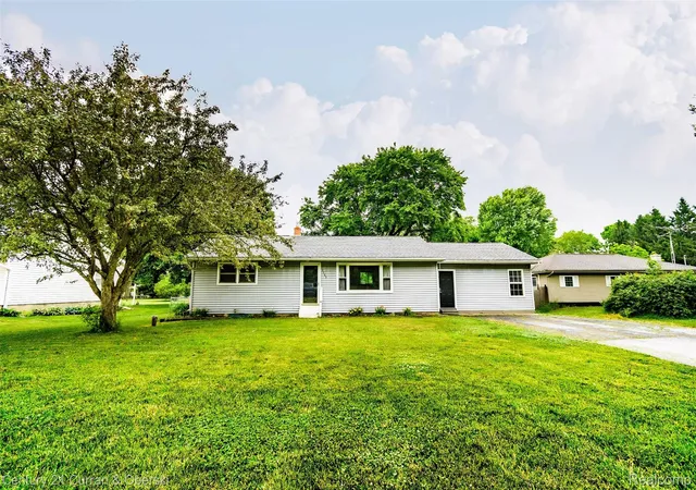 Photo 1 of Single family home for sale at 5260 Rives Jct Rd, Jackson, MI 49201 | MLS# 20261059769 | Listing updated on 2026-08-02