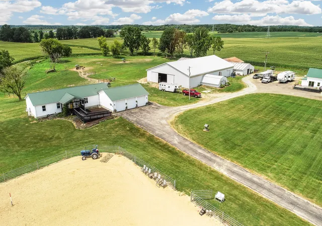 1st image of 4720 Gilbert Hwy, Adrian, MI 49221 | MLS# 81026039681