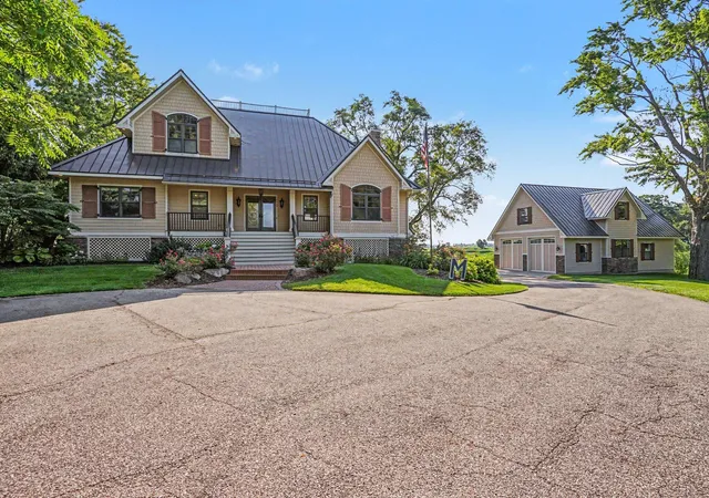 1st image of 14848 152nd Ave, Grand Haven, MI 49417 | MLS# 71026039683