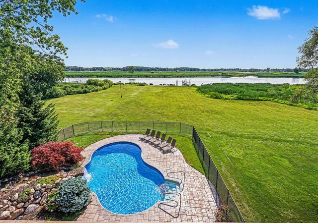 2nd image of 14848 152nd Ave, Grand Haven, MI 49417 | MLS# 71026039683