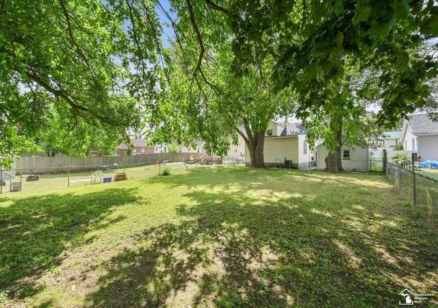 28th image of 524 N Roessler St, Monroe, MI 48162 | MLS# 57050216842
