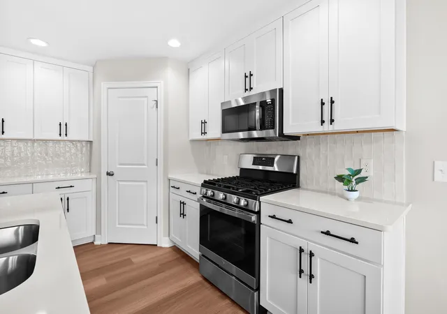 4th image of 3716 Marabella Pl, Kalamazoo, MI 49006 | MLS# 66026039704