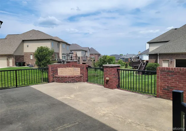 4th image of 55958 Ashbrooke Dr W, Shelby Township, MI 48316 | MLS# 20261059781