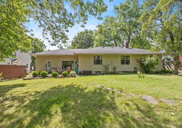 25th image of 2100 Se Cambridge Dr Se, Grand Rapids, MI 49506 | MLS# 65026039712