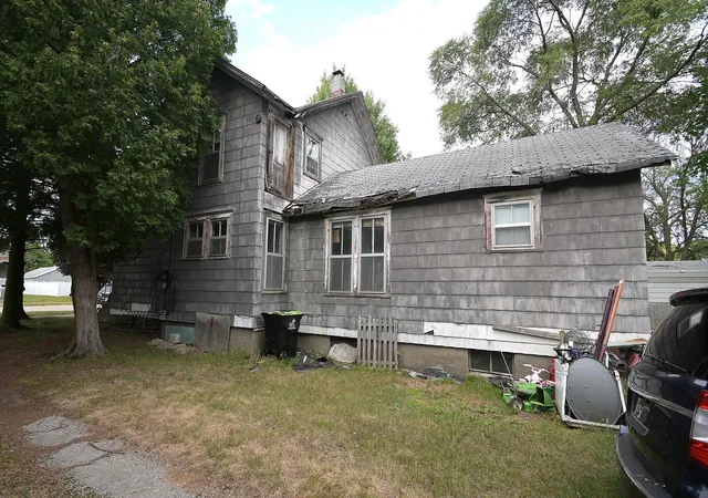 28th image of 1621 13th Ave, Menominee, MI 49858 | MLS# 65026039709