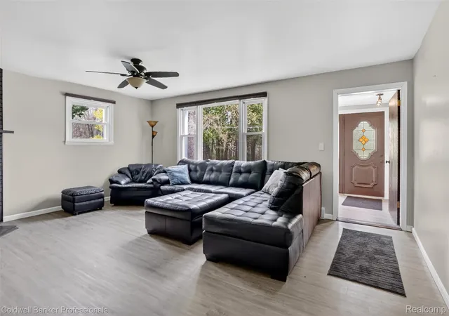 Photo 4 of Single family home for sale at 1190 Olander Dr, Lapeer, MI 48446 | MLS# 20261059804 | Listing updated on 2026-08-25