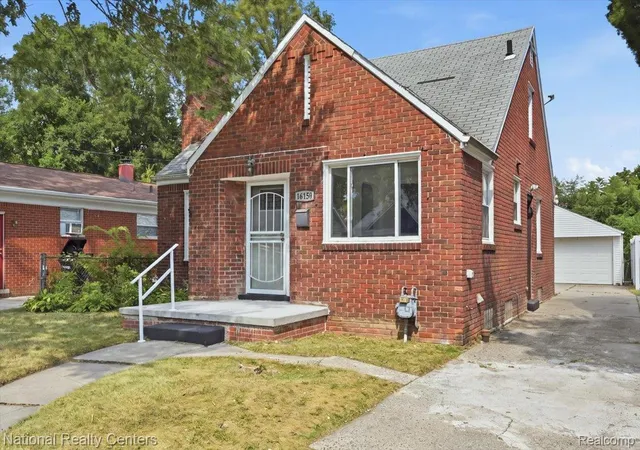 Photo 2 of Single family home for sale at 16158 Lindsay St, Detroit, MI 48235 | MLS# 20261059806 | Listing updated on 2026-09-12