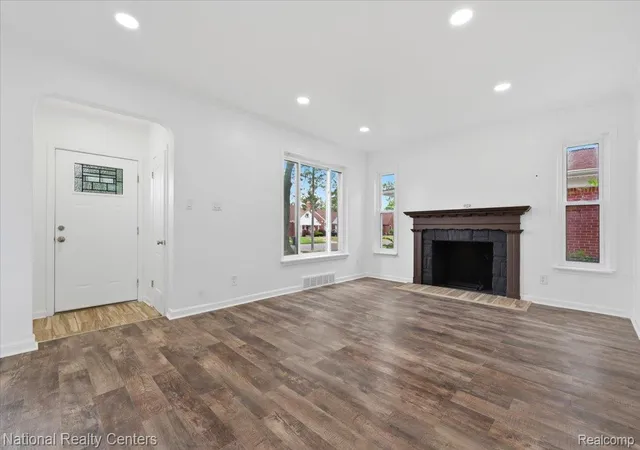 Photo 3 of Single family home for sale at 16158 Lindsay St, Detroit, MI 48235 | MLS# 20261059806 | Listing updated on 2026-09-12