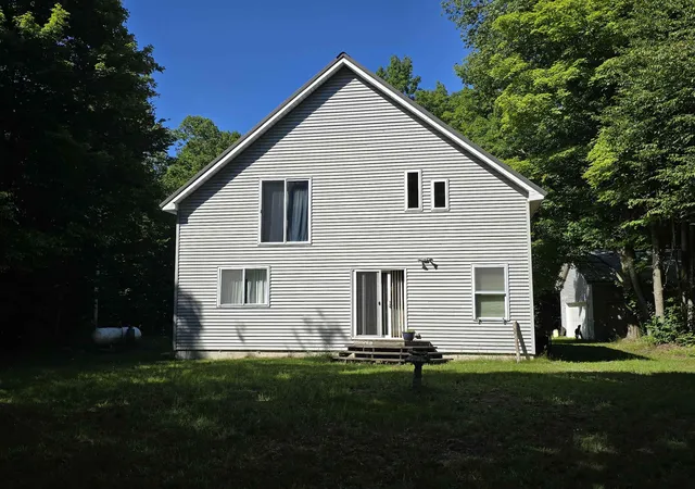 Photo 3 of Single family home for sale at 3878 Vista Valley Trl, Mesick, MI 49668 | MLS# 78080071761 | Listing updated on 2026-09-07
