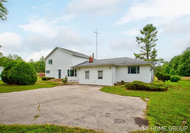 3rd image of 74721 30Th Ave, Covert, MI 49043 | MLS# 71026039741