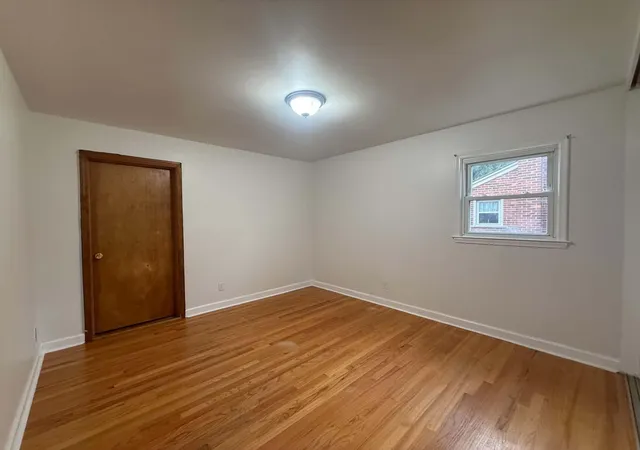 2nd image of 29671 Macintyre St, Livonia, MI 48150 | MLS# 81026039738