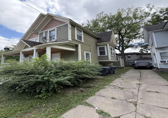 5th image of 213 Burr Oak St, Kalamazoo, MI 49001 | MLS# 65026039746