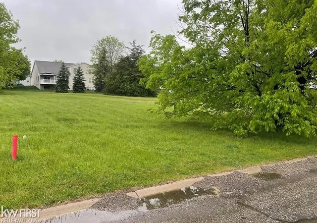 Land for sale at 5160 Sandalwood Dr, Grand Blanc, MI 48439 | MLS# 5050216865
