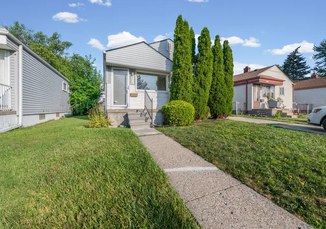 1st image of 2478 River Dr, Lincoln Park, MI 48146 | MLS# 81026039758