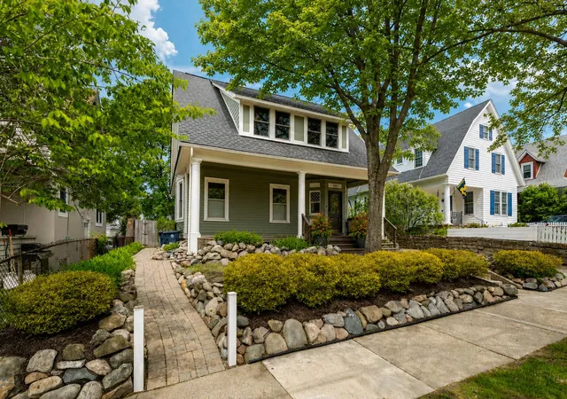 21st image of 1607 S University Ave, Ann Arbor, MI 48104 | MLS# 81026039766