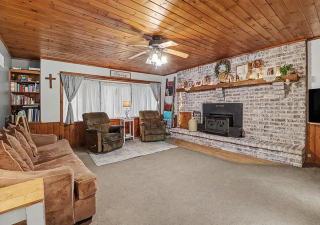 Photo 3 of Single family home for sale at 16465 Flarity Rd, Brethren, MI 49619 | MLS# 67026039768 | Listing updated on 2026-09-15