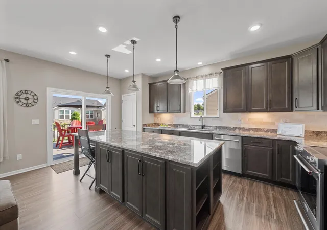 Photo 4 of Condo for sale at 50120 Bluebell St, Canton Charter Township Wayne, MI 48188 | MLS# 81026039775 | Listing updated on 2026-08-11