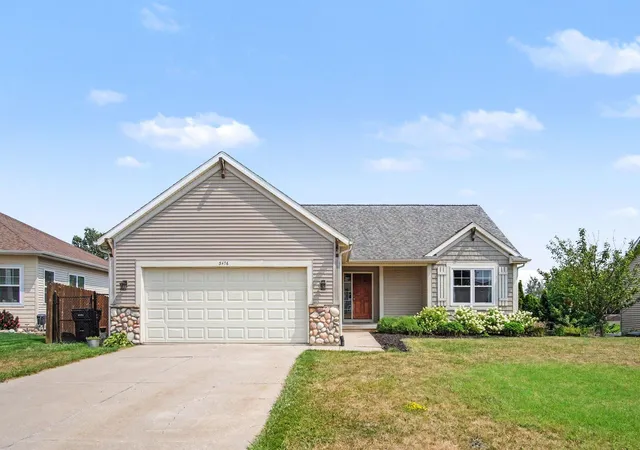 3rd image of 3476 Lindsey Ln, Zeeland, MI 49464 | MLS# 65026039771
