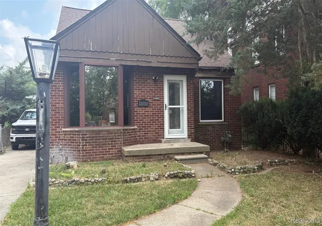 2nd image of 11050 Kennebec St, Detroit, MI 48205 | MLS# 20261059869