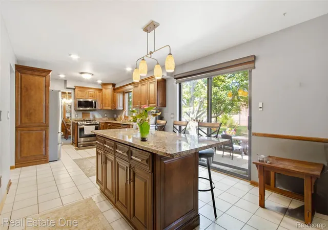 Photo 4 of Single family home for sale at 26560 Wilson Dr, Dearborn Heights, MI 48127 | MLS# 20261059878 | Listing updated on 2026-08-22