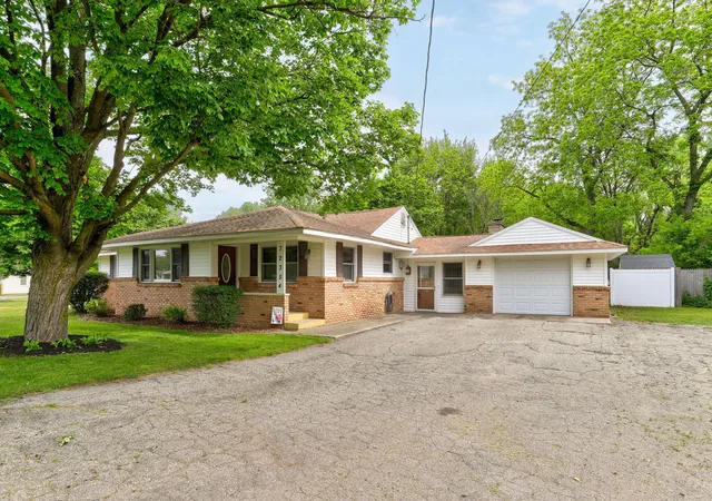 1st image of 72354 M 43, South Haven, MI 49090 | MLS# 69026039801