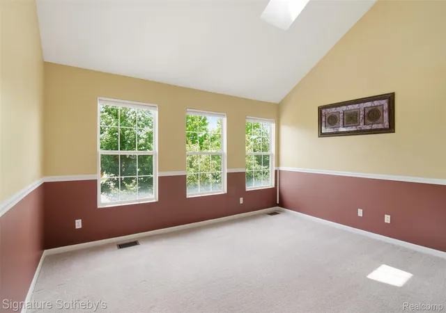 3rd image of 1091 Beaver Run, Troy, MI 48083 | MLS# 20261059899