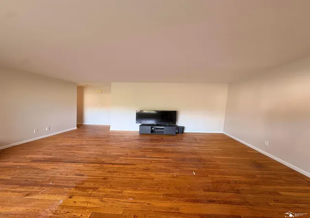 2nd image of 503 W 8th St, Monroe, MI 48161 | MLS# 57050216885