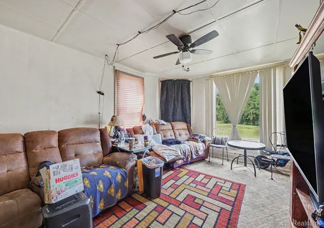 4th image of 1202 Lapeer Ave, Port Huron, MI 48060 | MLS# 20261059901